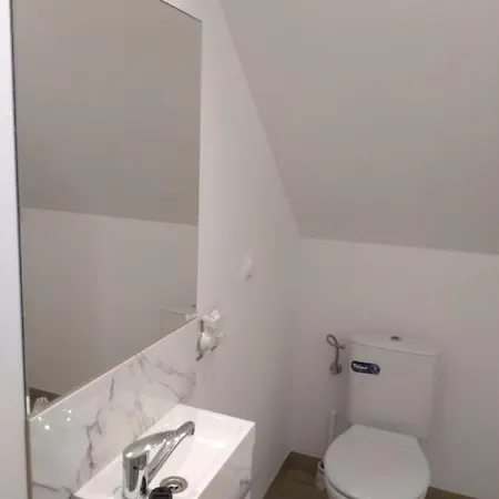 مزرعة للإقامة Zacisze Nad Pilica Stromiec